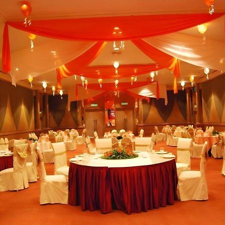 Kuala Lumpur International Hotel Exterior photo