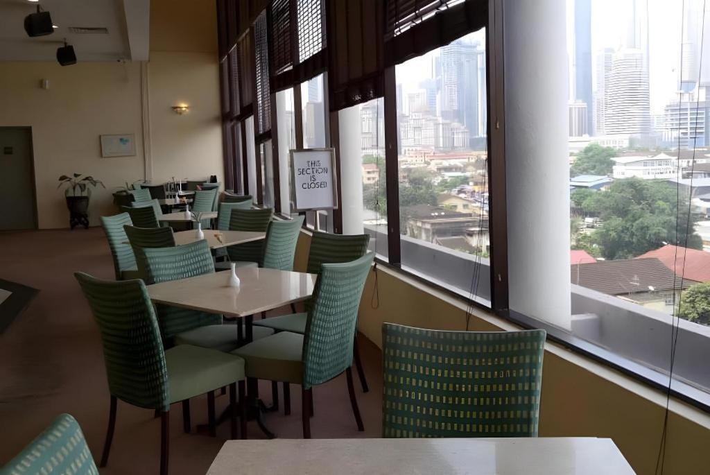 Kuala Lumpur International Hotel Exterior photo